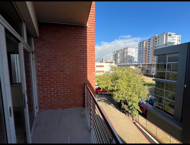 240M² OFFICE TO LET IN CENTURY CITY